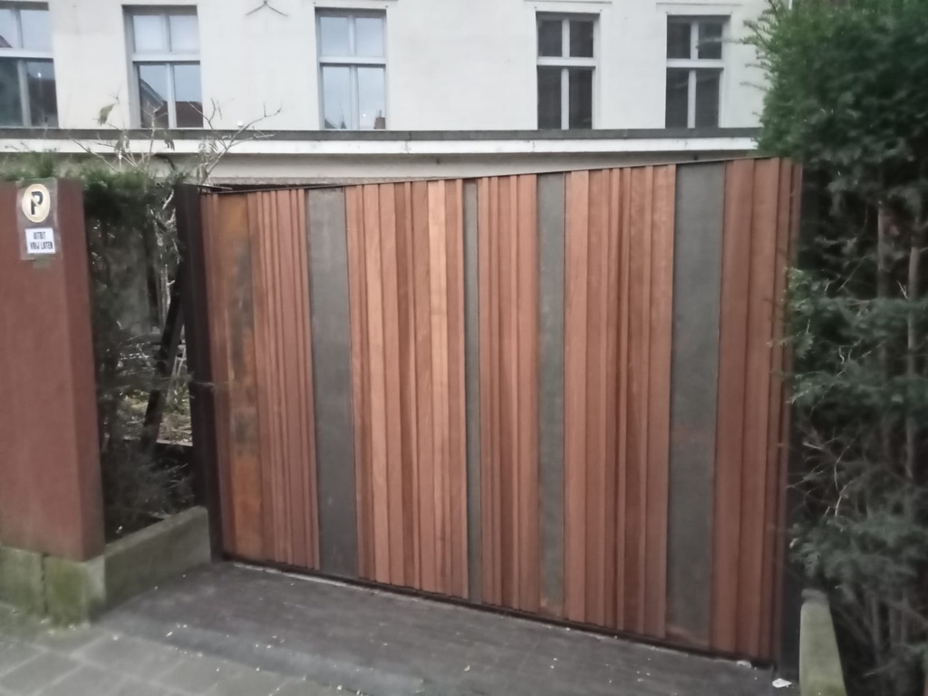hout