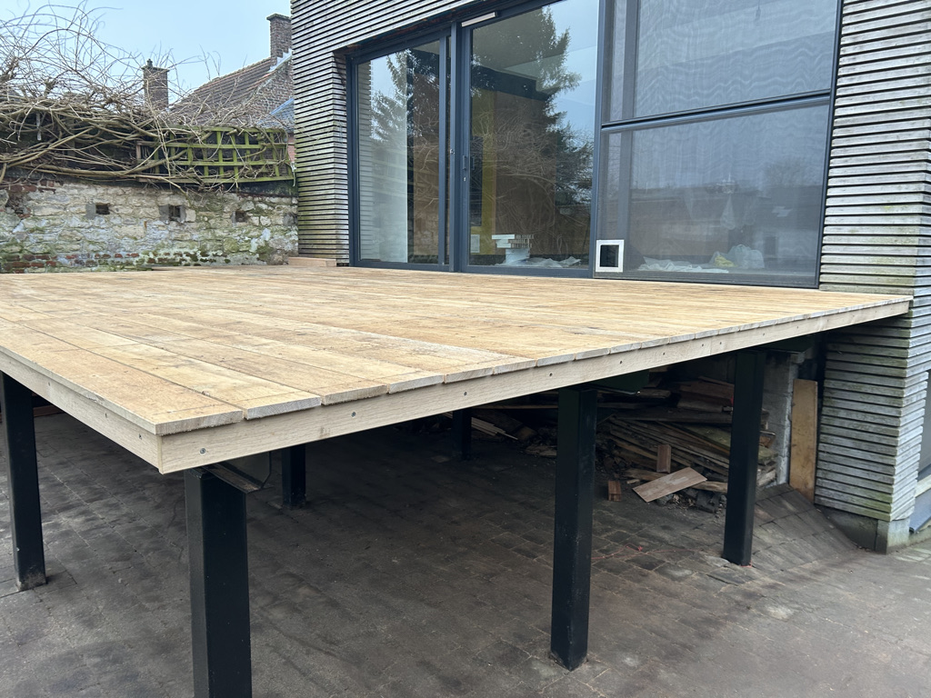 hout